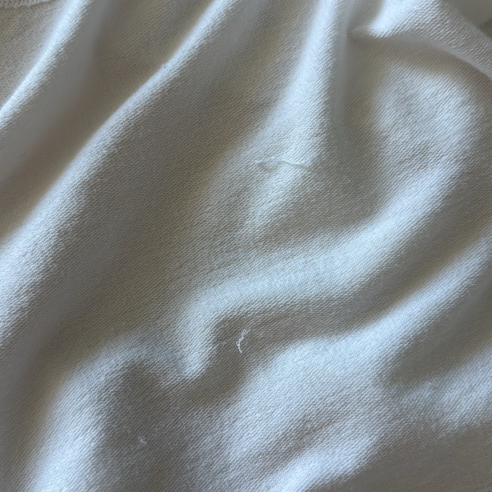 Women's White Robe - Picture 4 of 4